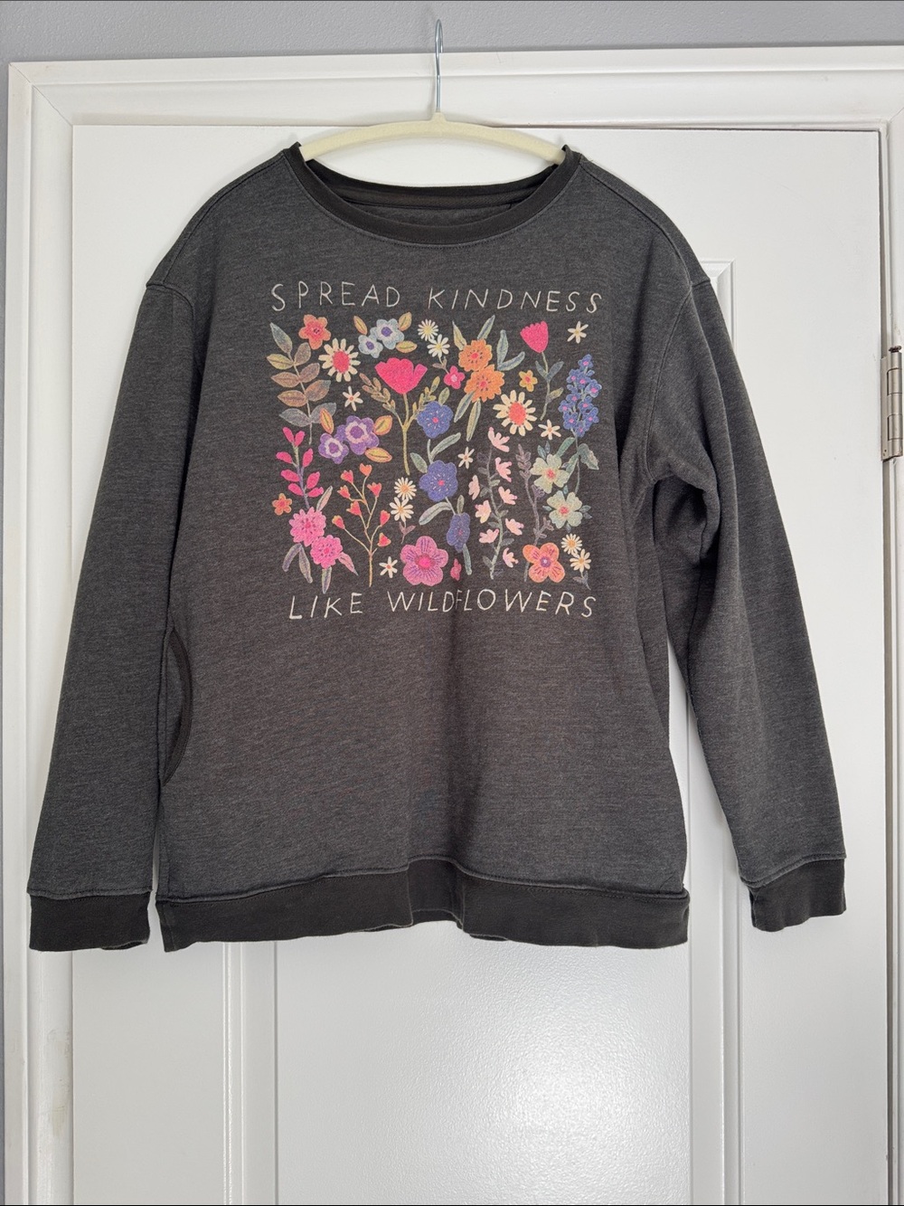NATURAL LIFE Charcoal Floral 'Spread Kindness' Crewneck Sweatshirt